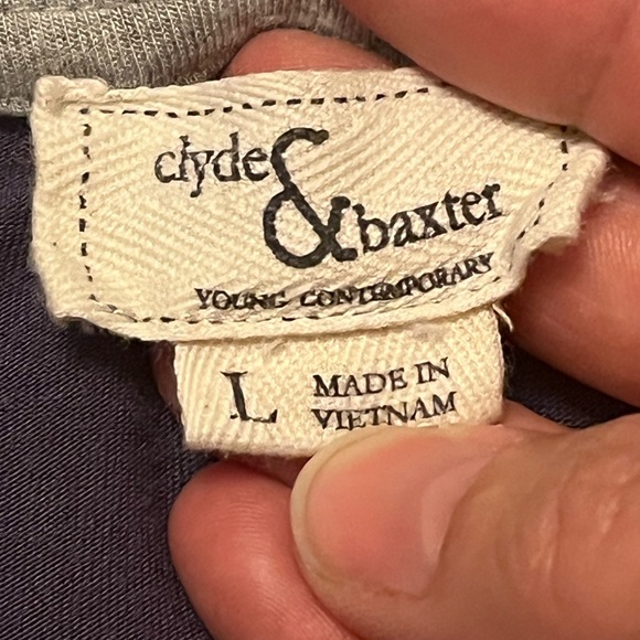 CLYDE & BAXTER Light Purple Short Sleeve Tshirt! Size L - Picture 6 of 11